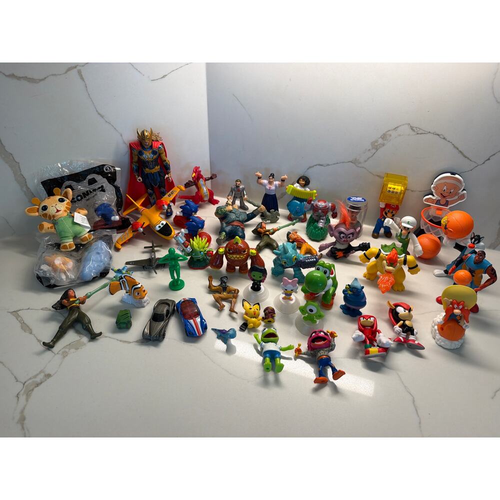 HUGE Lot of Assorted Action Figures Sega McDonalds Sonic Bruni Cake Toppers